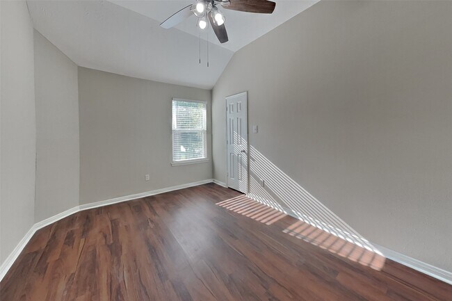 Building Photo - 6506 Rose Willow Ln