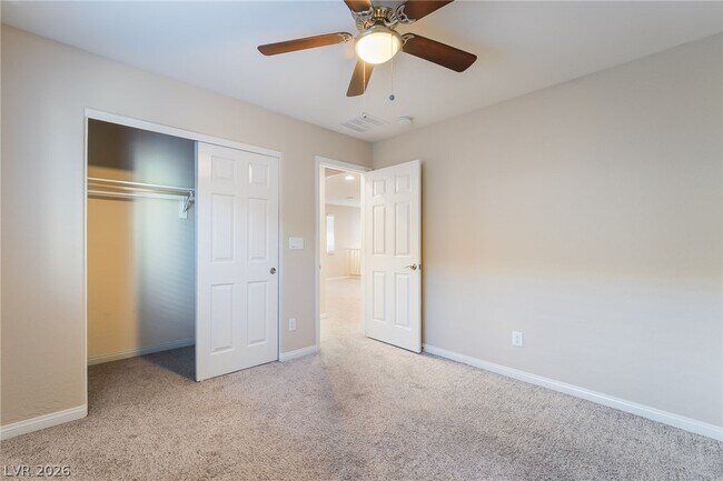 Building Photo - 121 Pictor Ave