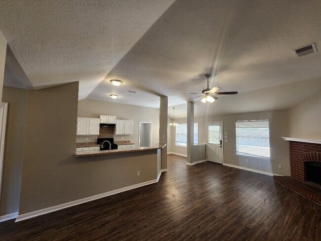 Building Photo - 23127 Sandpiper Trail