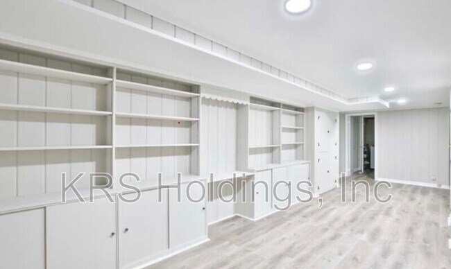 Building Photo - 7110 Murray Ln