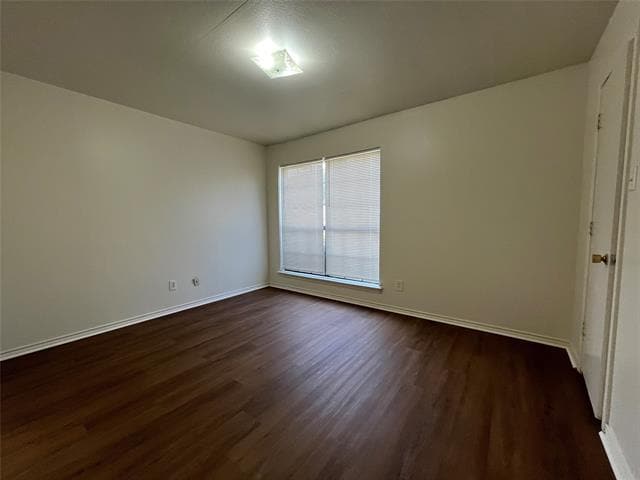Building Photo - 718 Hillcrest Ct