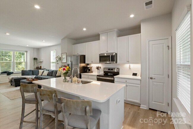 Building Photo - 4113 Edenborn Ln