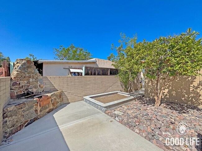 Building Photo - zIsla Vista Dr