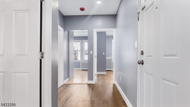 Building Photo - 19 Newfield St