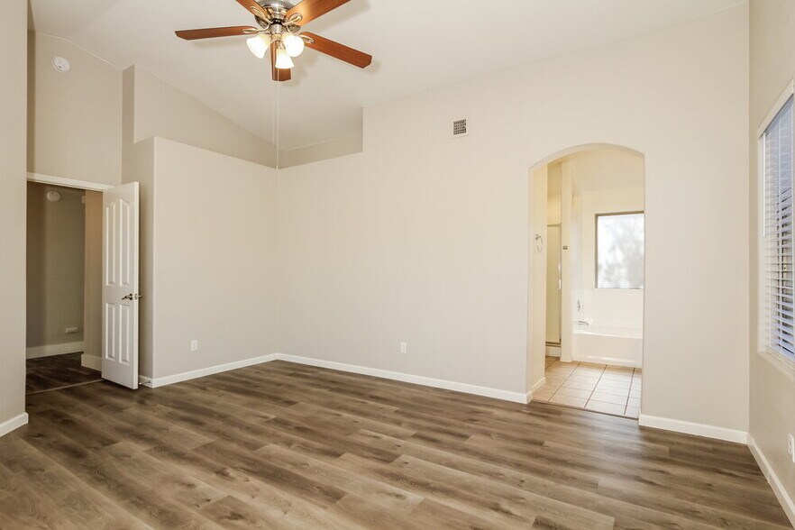 Building Photo - 25832 N 66th Dr