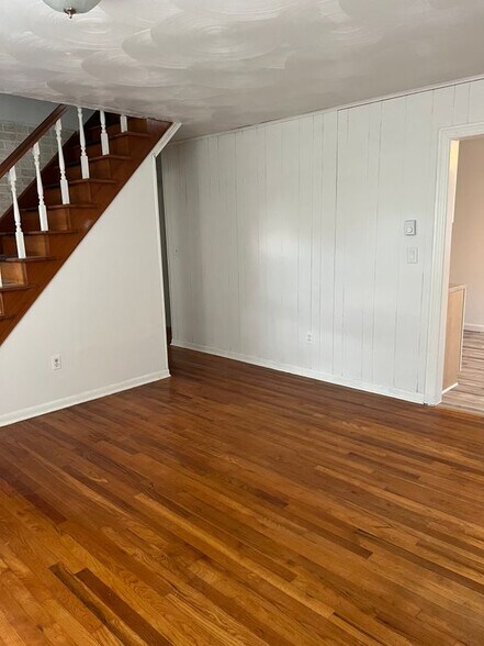 Building Photo - 819 Fairmount Ave