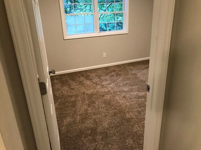 Building Photo - 3064 Happy Trail