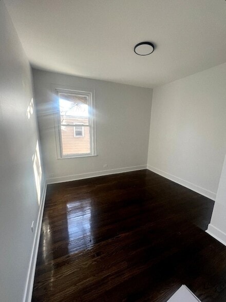 Building Photo - 7220 S East End Ave