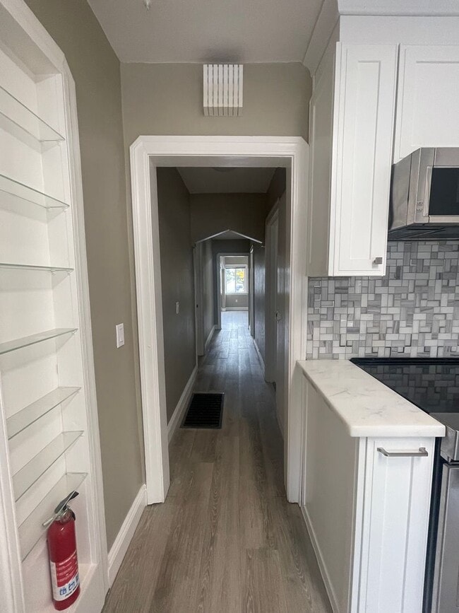 Building Photo - Gorgeous 3 Bedroom Home in Alameda.