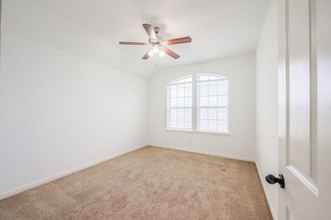 Building Photo - 4017 Firenze Dr