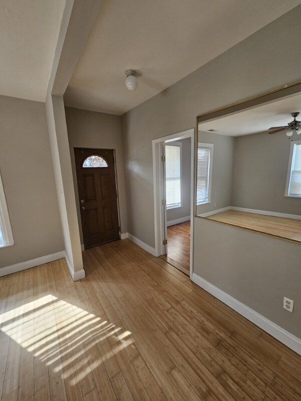 Building Photo - 809 Eastern Ave NE