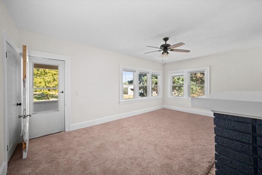 Building Photo - 316 Morrison Dr