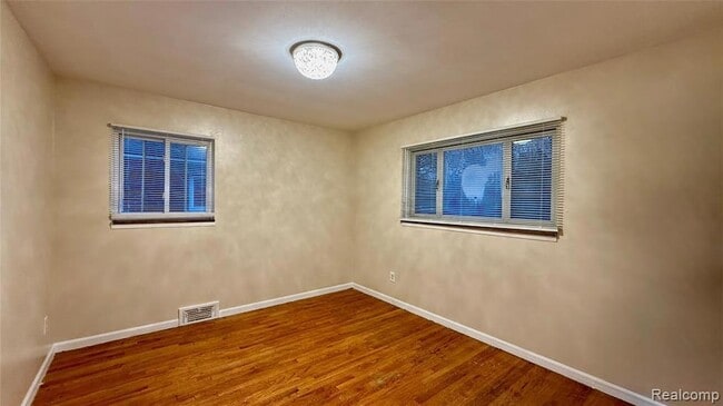 Building Photo - 21781 Stratford St