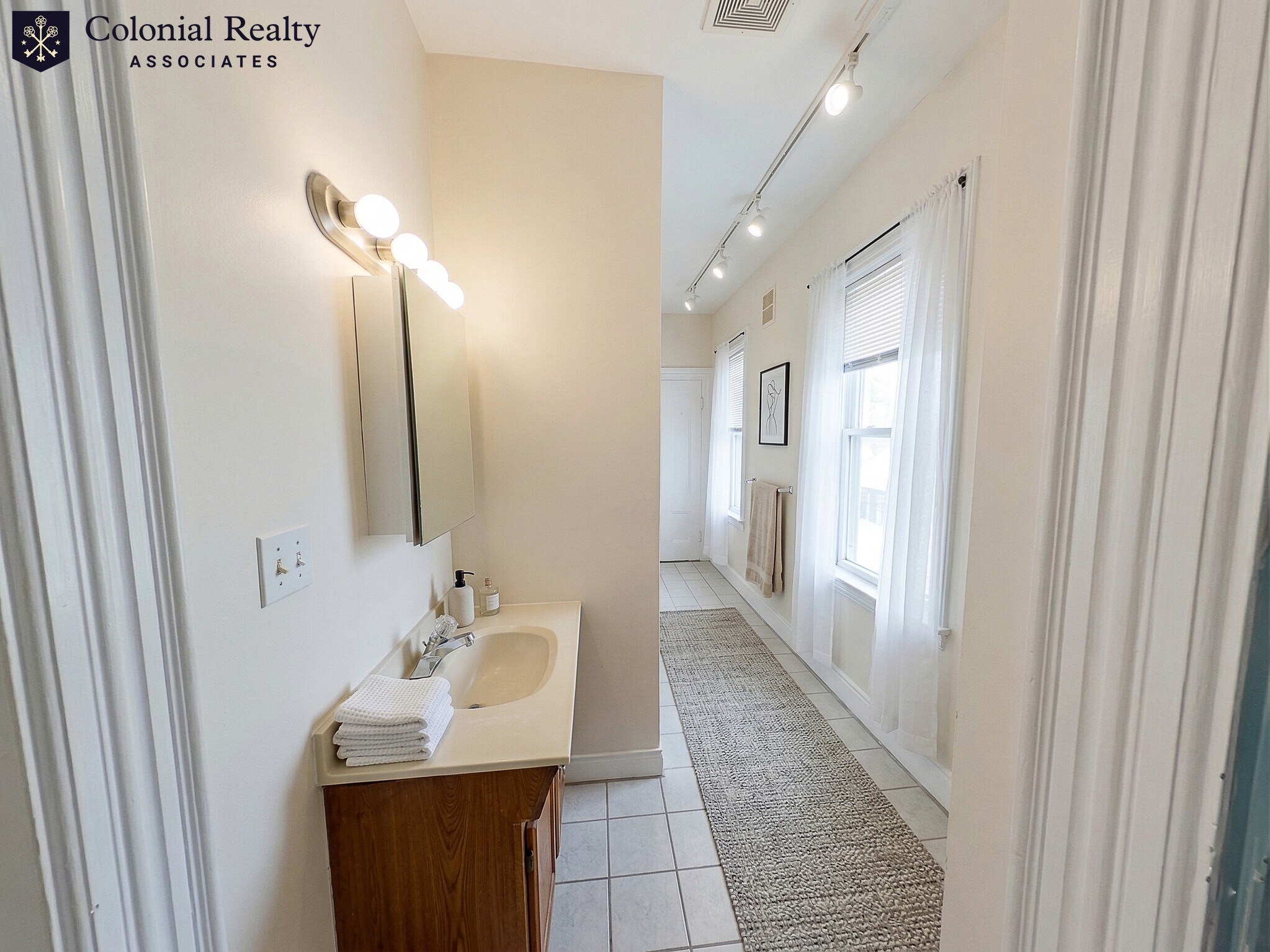 Building Photo - 38 Allston St