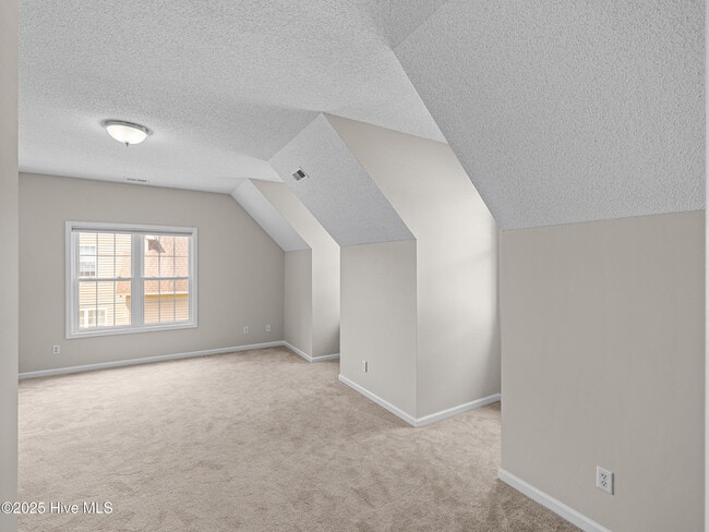 Building Photo - 106 Little Current Ln