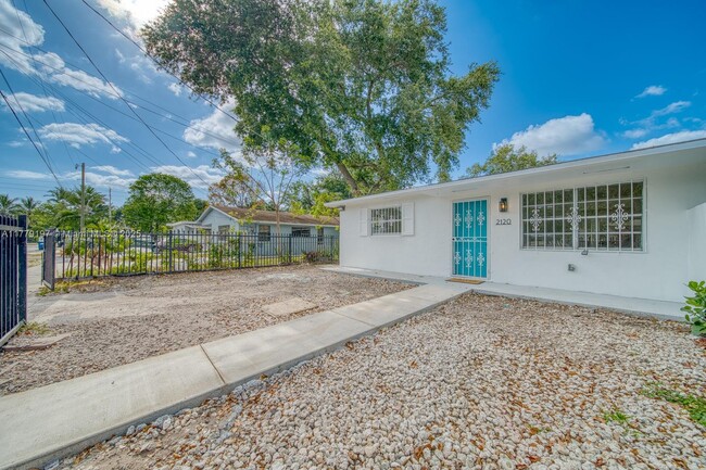 Building Photo - 2120 NW 93rd St