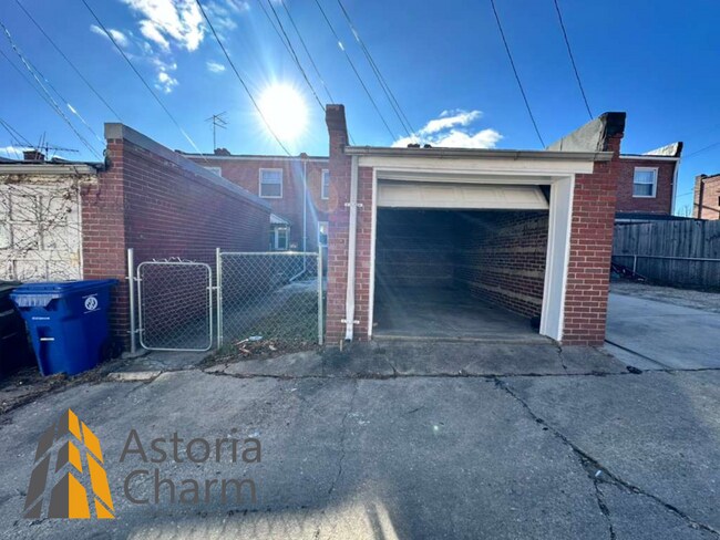 Building Photo - 3 Bedroom Home with Porch, Garage, and Finished Basement