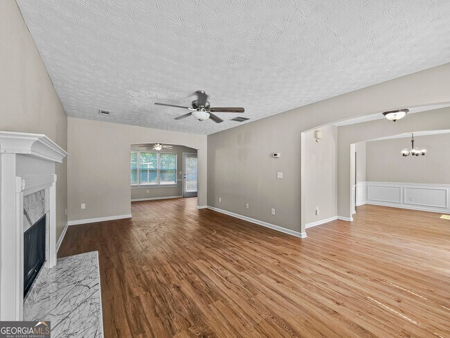 Building Photo - 80 Forest Brook Dr