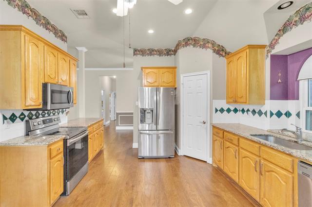 Building Photo - 1519 Hampton Dr