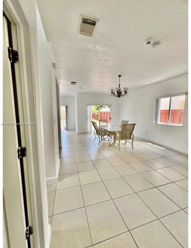 Building Photo - 3141 NE 3rd Dr