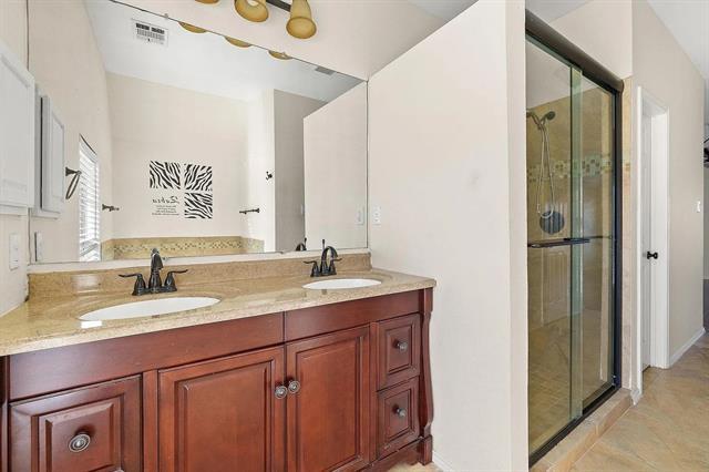 Building Photo - 1113 Larkspur Dr