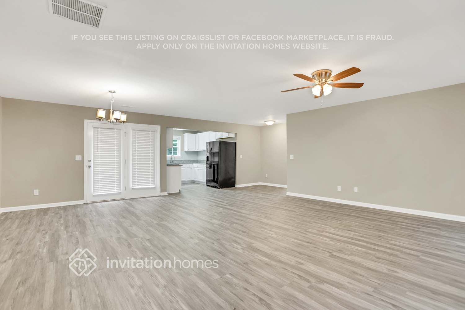 Building Photo - 6390 Ashdale Dr
