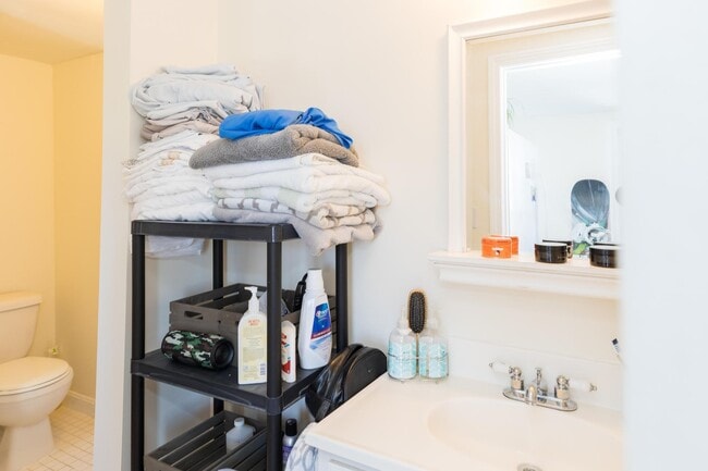 Building Photo - 151 High St