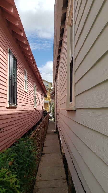 Building Photo - 3122 Toulouse St