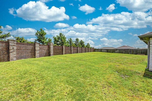 Building Photo - 6803 Telford Holw Trl