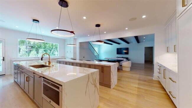 Building Photo - 3206 Arden Rd NW