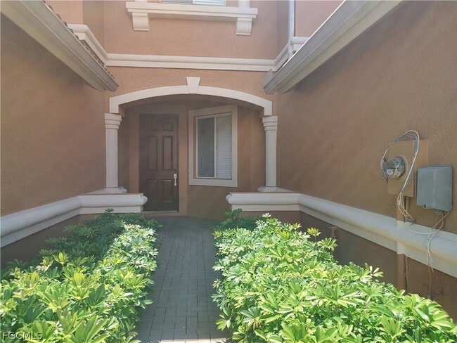 Building Photo - 2434 Laurentina Ln