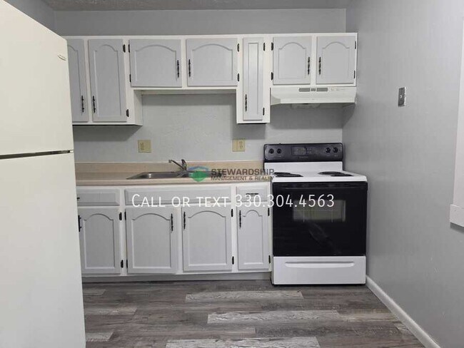 Building Photo - 519 Taff Cir