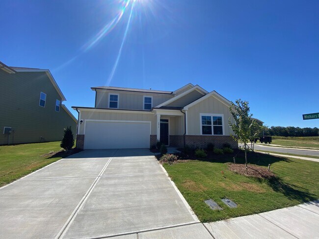 Building Photo - 6015 Weddington Pointe Dr