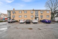 Building Photo - 1415 Wyandotte Ave