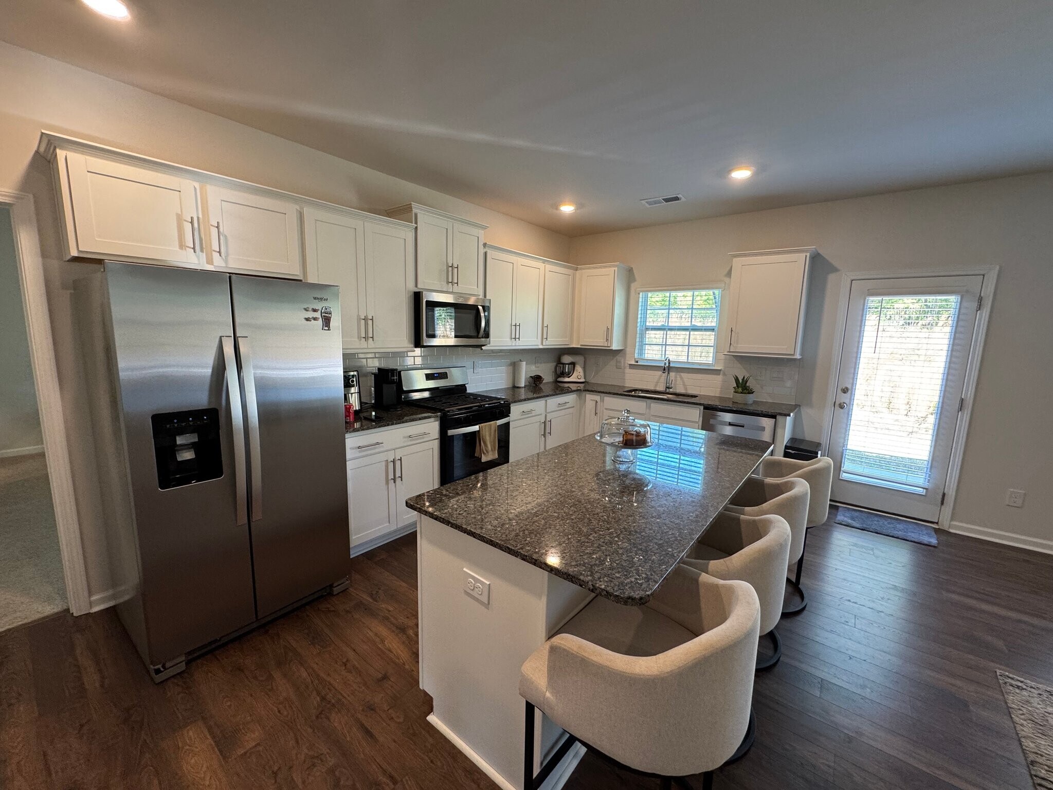 Building Photo - 1924 Vanderlyn St