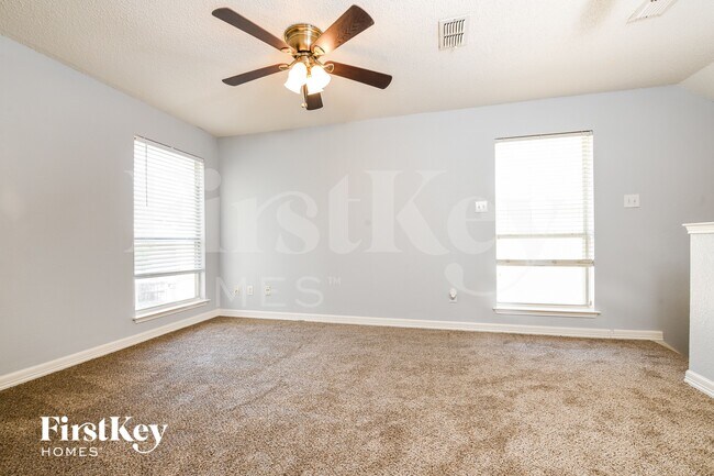 Building Photo - 4909 Lodgepole Ln