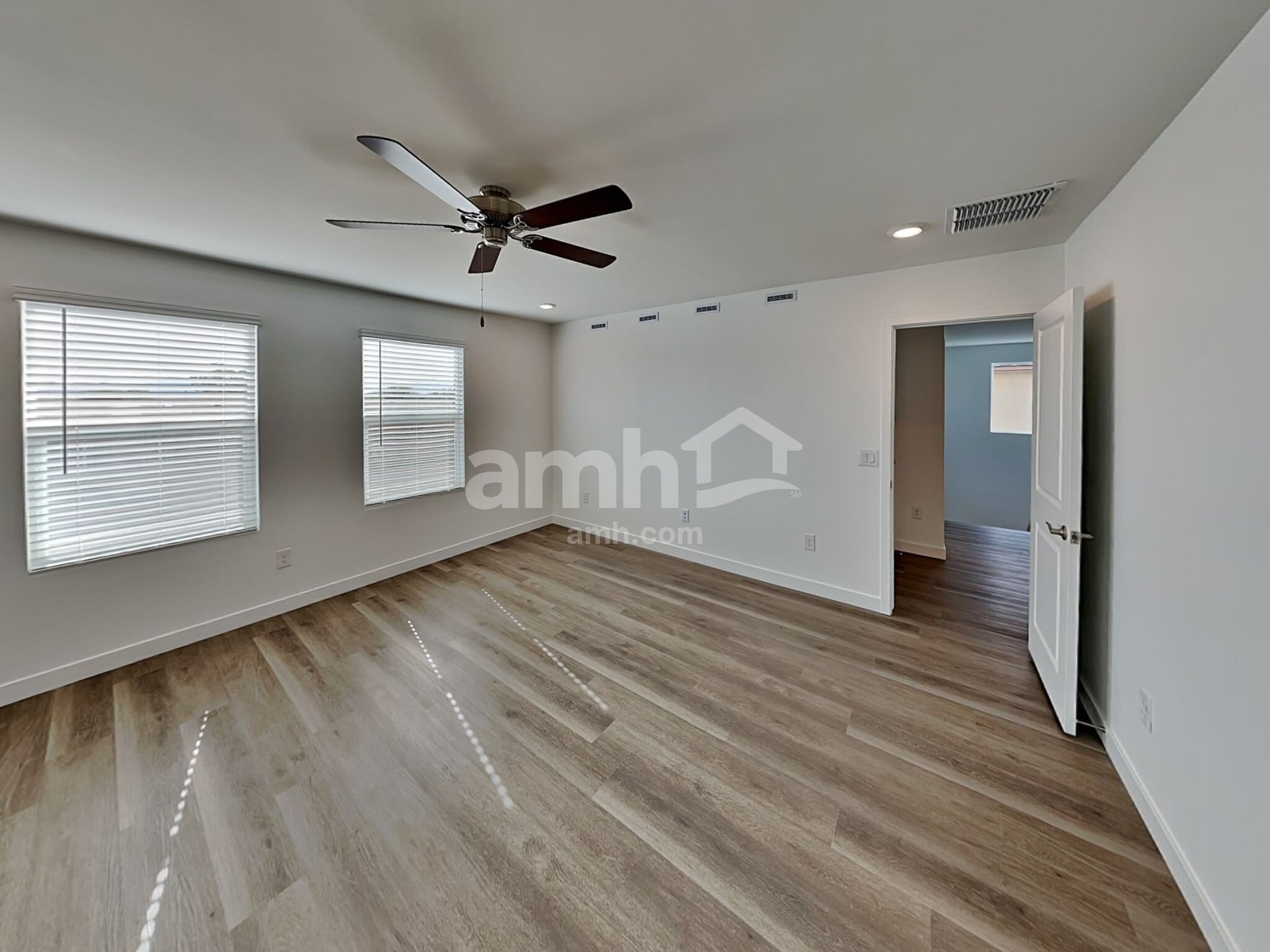 Building Photo - 9543 E Friedel Dr