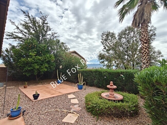 Building Photo - 10923 S Lake Gambusi Dr