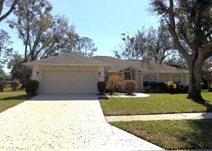 Building Photo - Beautifully Updated Golf Home for Rent – Lake County, Florida