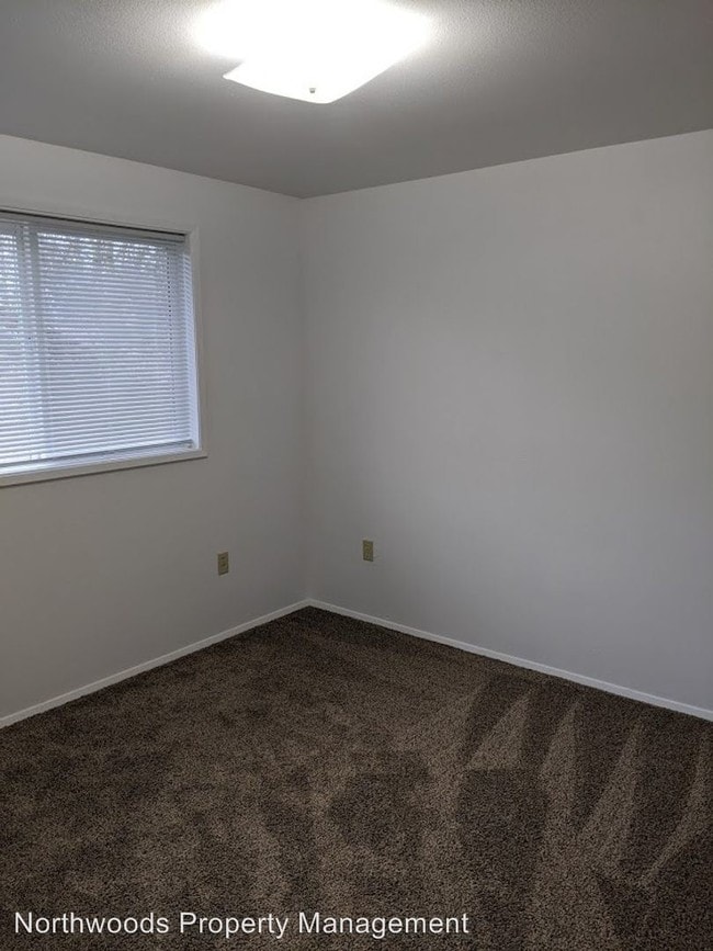 Building Photo - 4 br, 2 bath House - 1405 5th Street