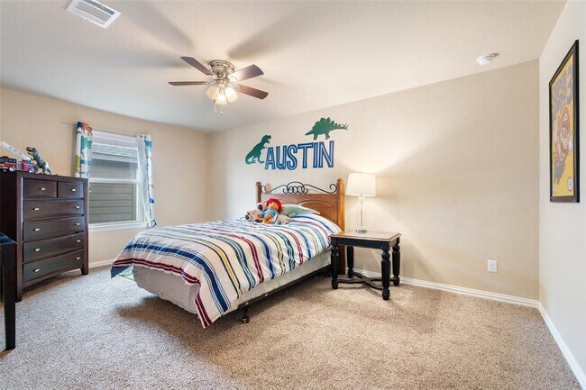 Building Photo - 245 Peggy Dr