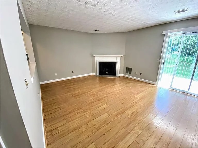 Building Photo - 2504 Queen Anne Ct