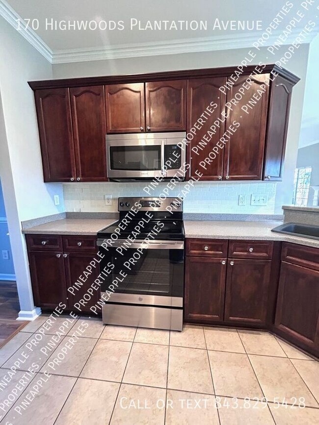 Building Photo - 170 Highwoods Plantation Ave