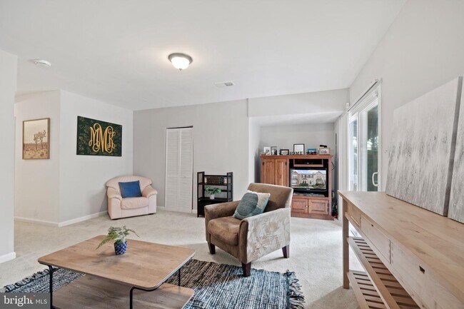 Basement Studio with kitchenette - 6908 Compton Valley Ct