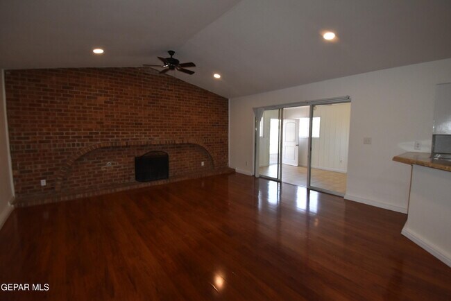 Building Photo - 3417 Guthrie St