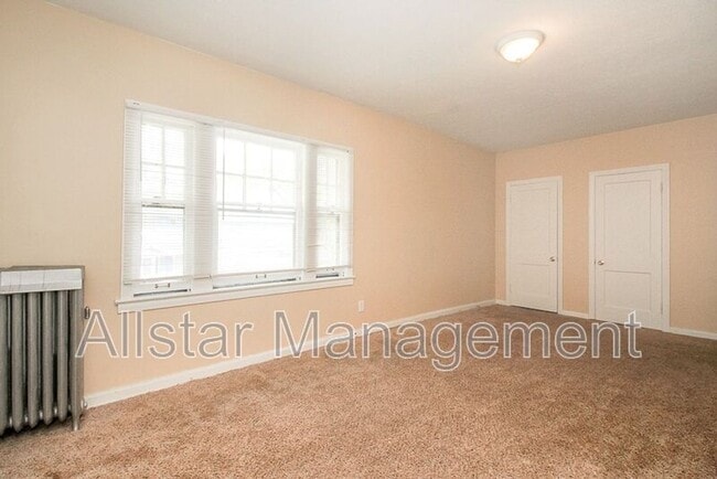 Building Photo - 2100 Cottage Grove Ave