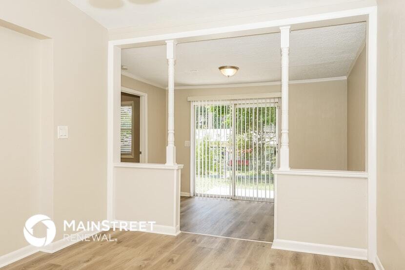 Building Photo - 2225 W Dana Dr