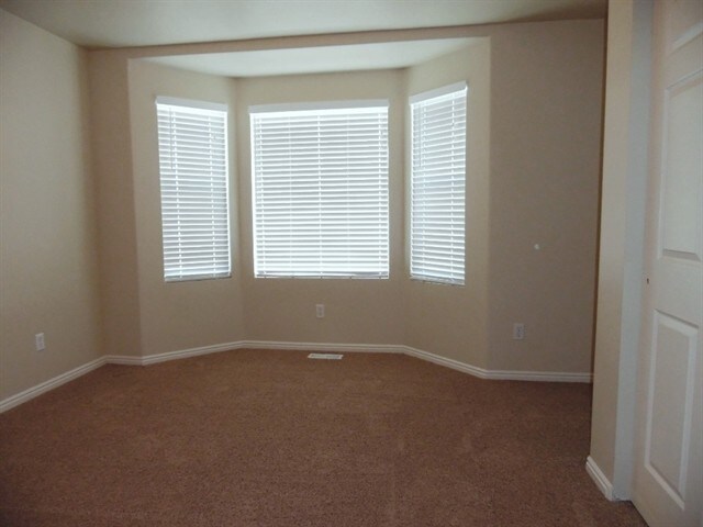 Building Photo - 2872 W 2075 S