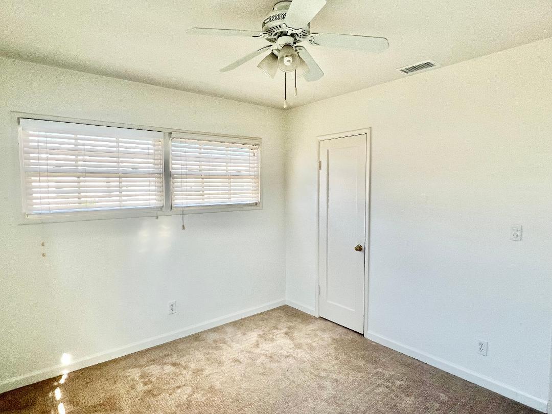 Building Photo - 4256 Noyes St