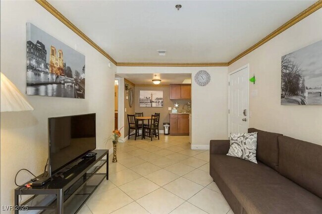 Primary Photo - 4200 S Valley View Blvd